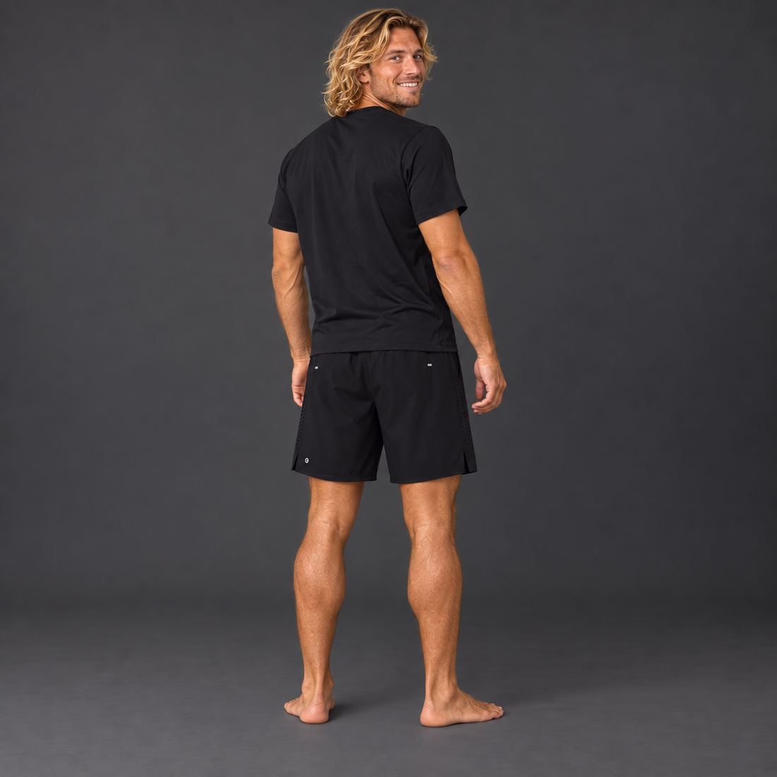 Men’s Regular Fit Performance Shorts